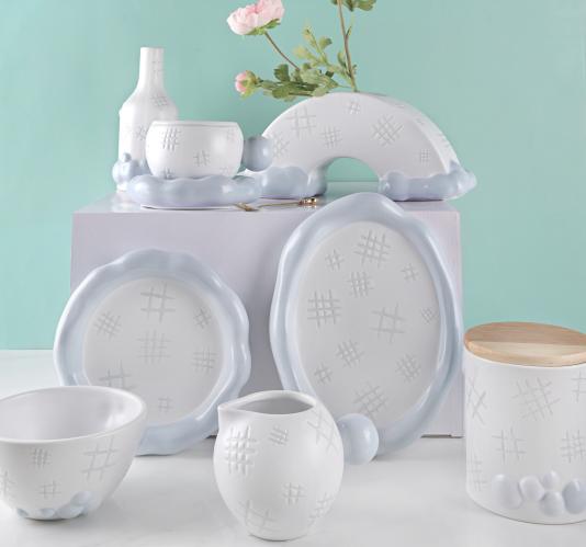 Healing Embossed Grid Ceramic Tableware Series: Nag -iilaw sa mga puwang sa bahay na may banayad na texture