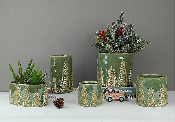Headline ng balita: Gusto mo bang magkaroon ng magiliw na kapaligiran ang mga dekorasyong Pasko? Ang ceramic embossed pine vase ba na ito ay magiging iyong bagong paborito?