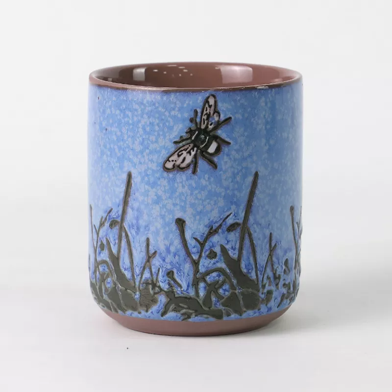 Ang may-ari ng pattern ng insekto na pattern