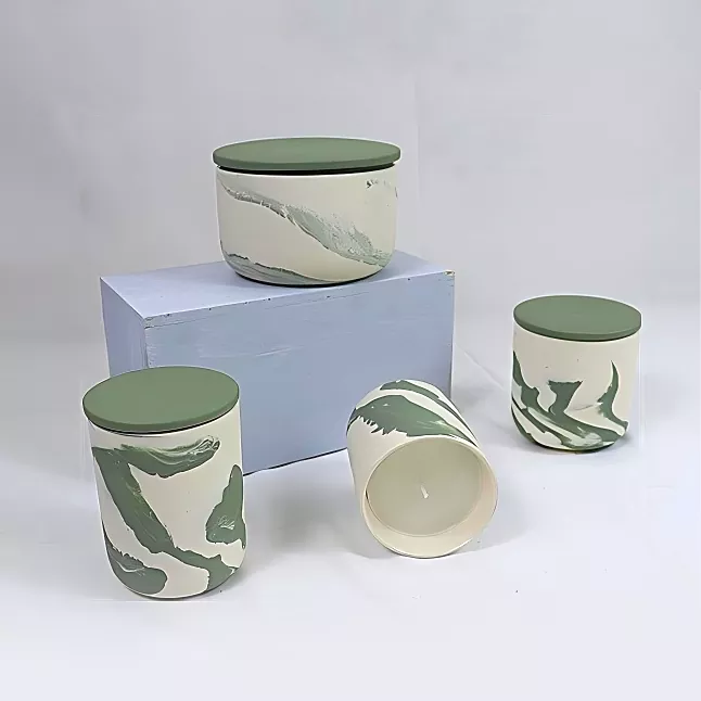 Likas na berdeng marbled ceramic candle jar